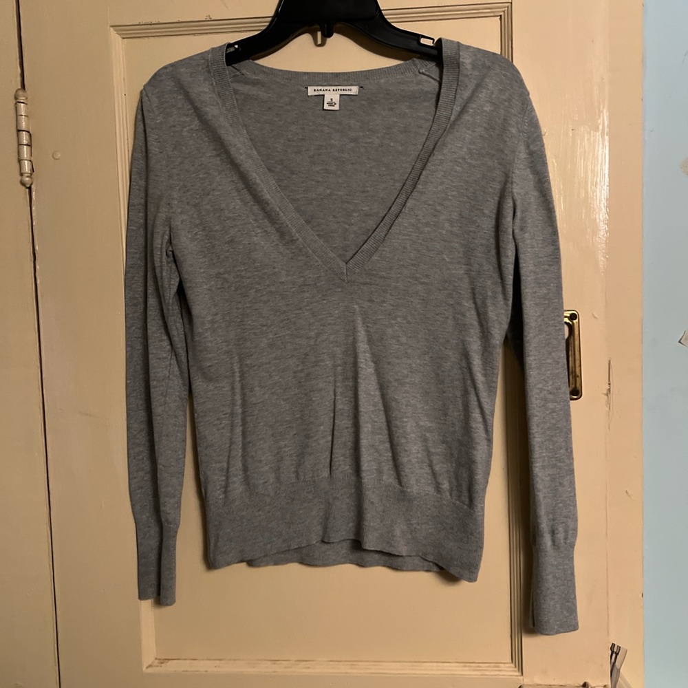 Banana Republic Heather Gray Knit Top
